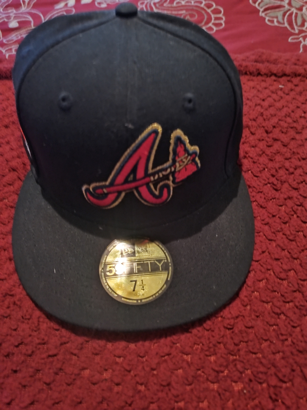 Atlanta Braves Black Fitted Cap - Gold Sticker